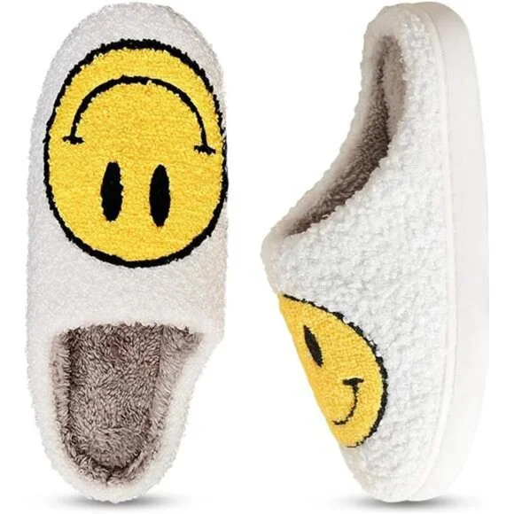 NEW Smile Face Slippers for Women – Retro Happy Face Plush Slippers, Soft & - Picture 3 of 7